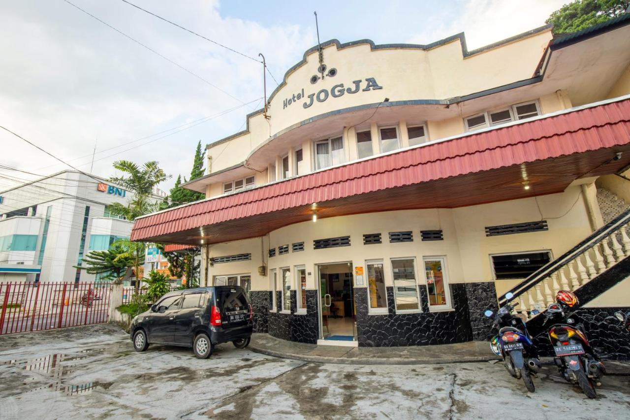 Hotel Jogja Bukittinggi Εξωτερικό φωτογραφία